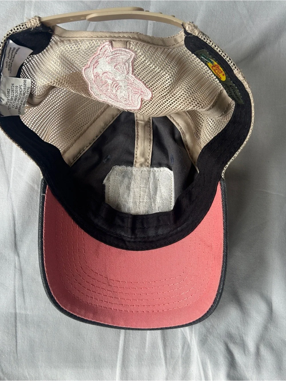 Vintage style bass pro shops pink / navy butterfly trucker hat, size: youth
